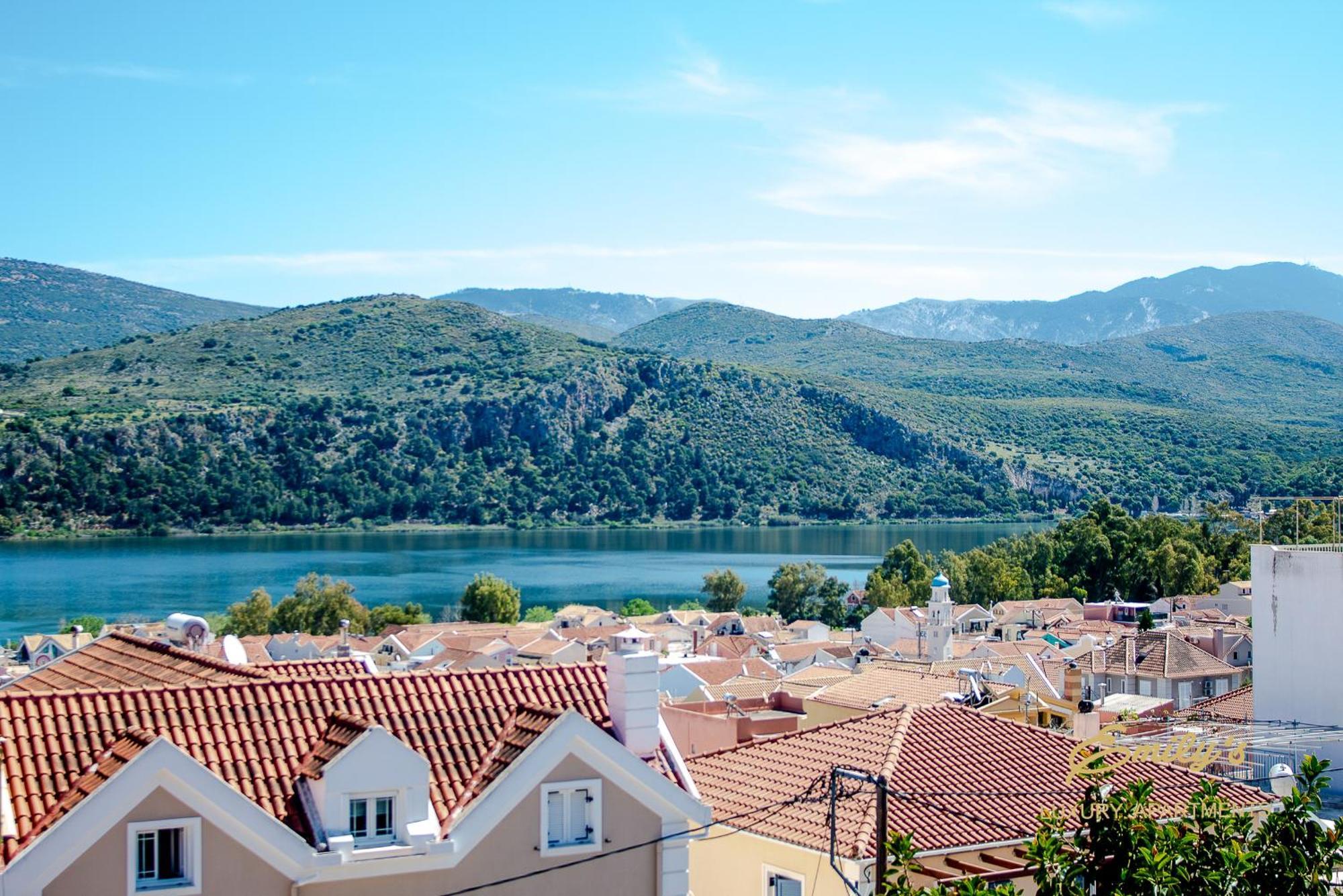 Emily'S Luxury Apartments Argostoli  Exterior photo