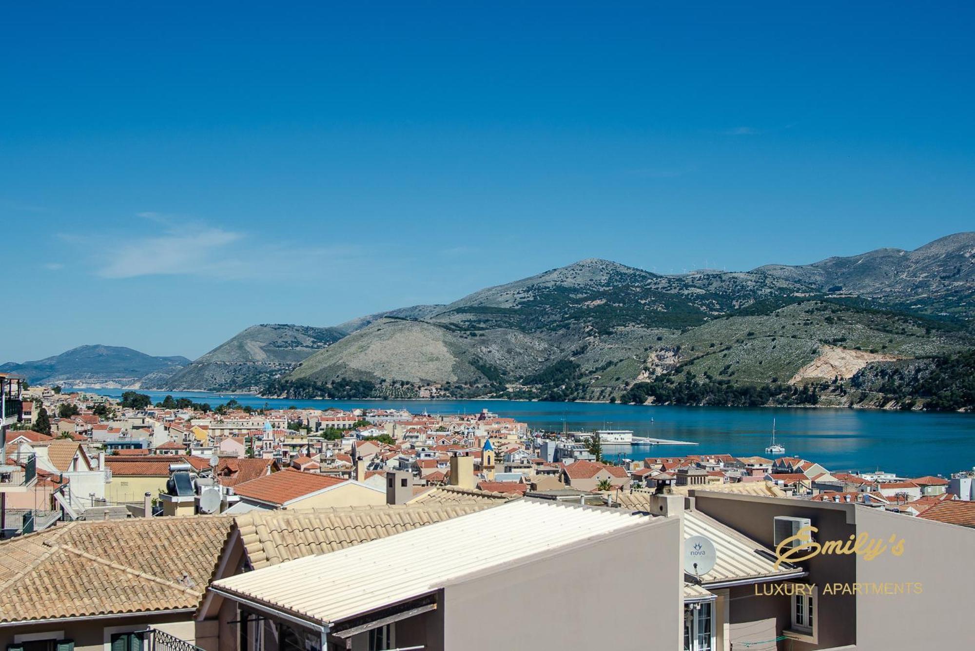 Emily'S Luxury Apartments Argostoli  Exterior photo