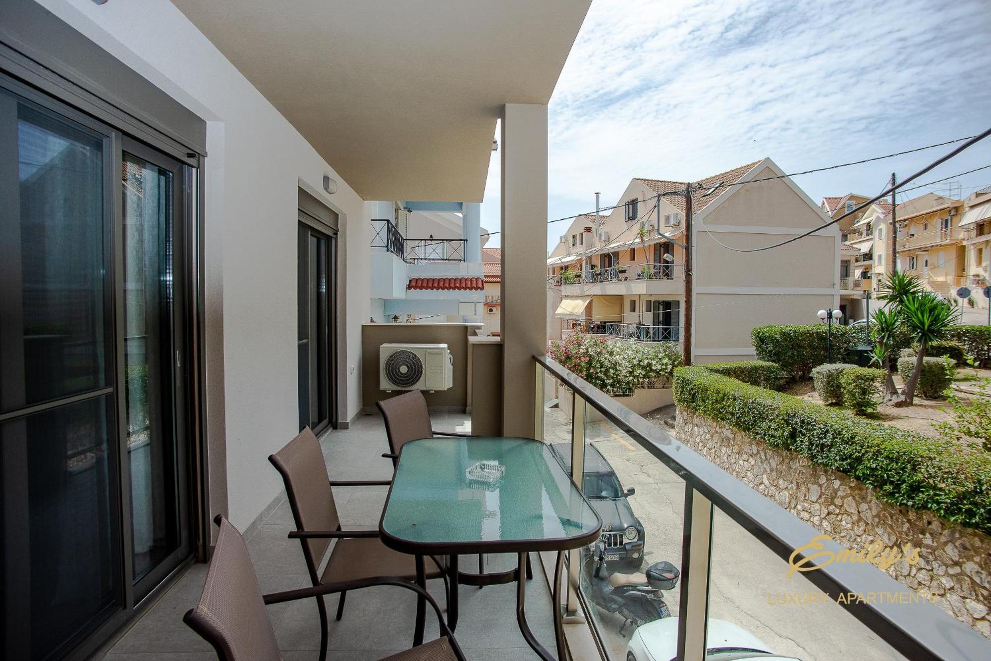Emily'S Luxury Apartments Argostoli  Exterior photo