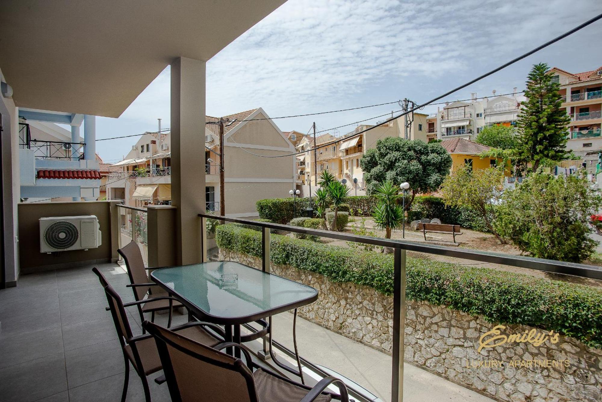 Emily'S Luxury Apartments Argostoli  Exterior photo